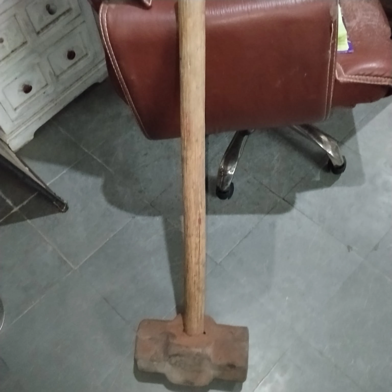 Heavy Duty Wooden Handle Sledgehammer Prop