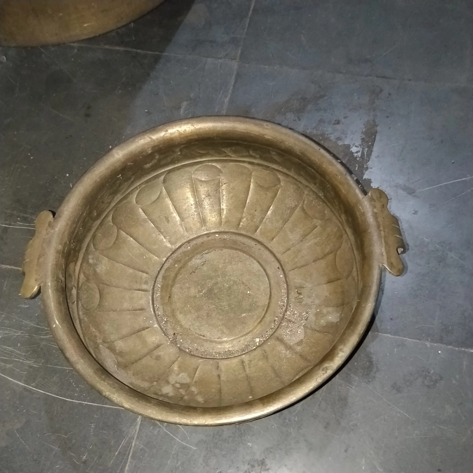 Vintage Brass Decorative Urli Bowl with Handles