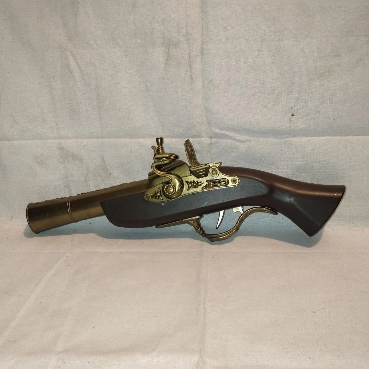 Antique Flintlock Pistol Replica (Decorative Vintage Gun Prop)